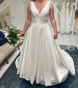 JUSTIN ALEXANDER '44080' wedding dress size-14 NEW