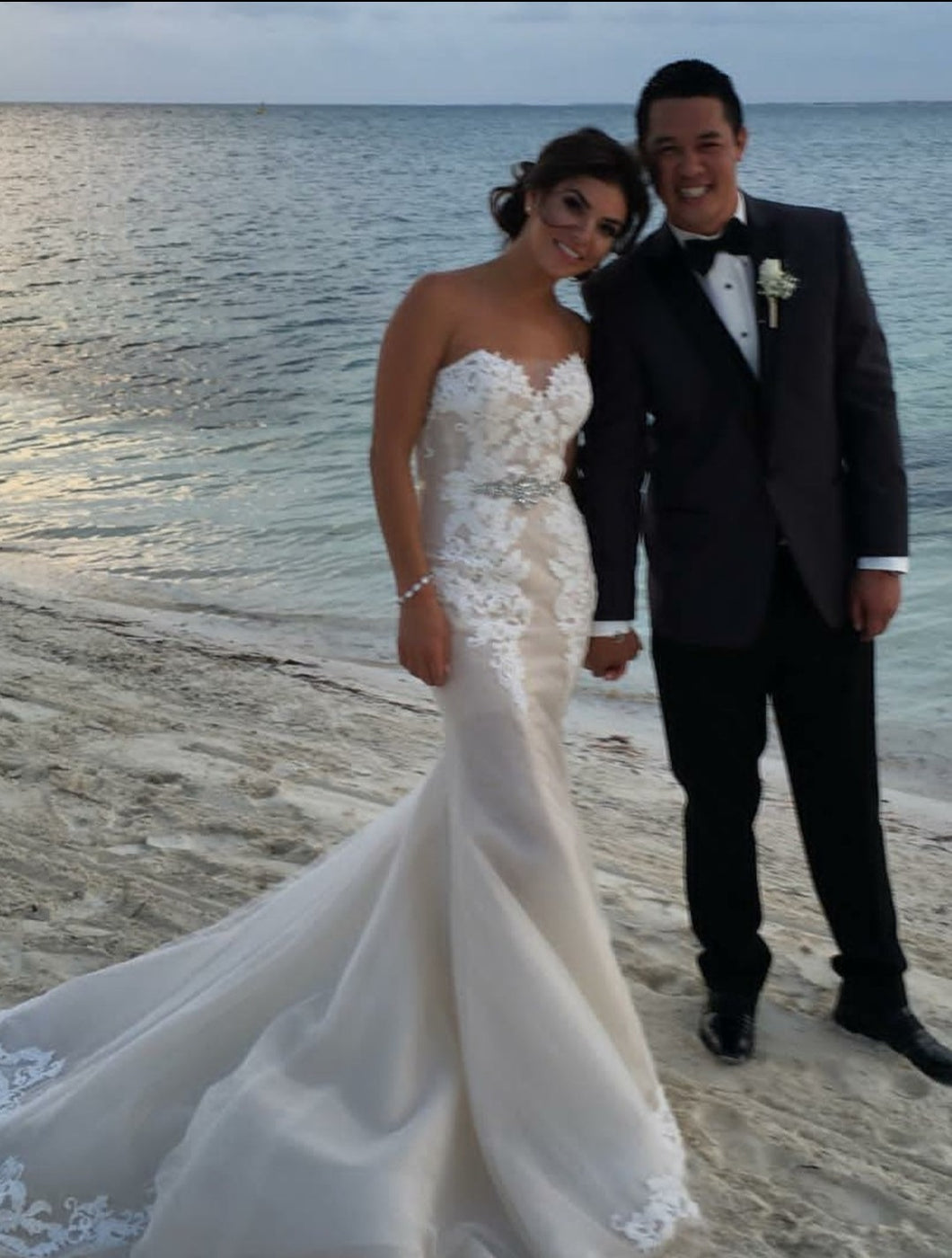 Ines Di Santo '11002' wedding dress size-06 PREOWNED