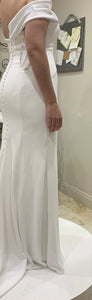 Enzoani 'Logan' size 12 new wedding dress side view on bride