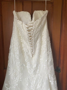 Maggie Sottero 'Rosamund' wedding dress size-18 SAMPLE
