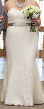 Load image into Gallery viewer, THEIA &#39;THEIA30008&#39; wedding dress size-16 PREOWNED

