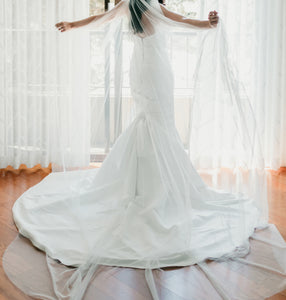 Badgley Mischka 'Clarice' wedding dress size-06 PREOWNED