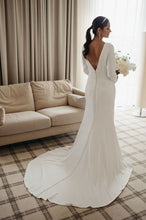 Load image into Gallery viewer, Kelly Faetanini &#39;Jade Provence Collection&#39; wedding dress size-04 PREOWNED
