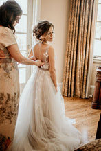 Load image into Gallery viewer, Bhldn “Hearst”
