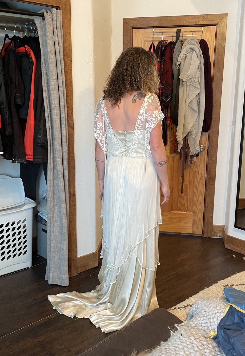 Catherine Deane 'Lita Gown' wedding dress size-12 NEW