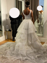 Load image into Gallery viewer, Crystal Design Haute Couture &#39;Edita&#39; wedding dress size-08 NEW
