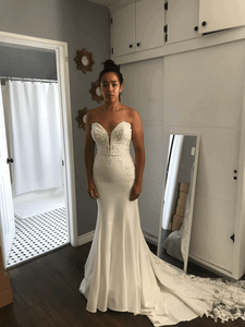 Allure Bridals '9776Z' wedding dress size-04 NEW