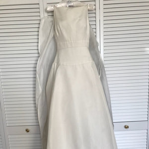 Lela Rose 'The Chesapeake' size 0 used wedding dress front view on hanger