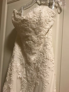 Enzoani 'Karolina' size 10 new wedding dress front view on hanger