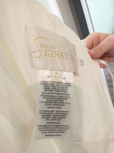 Galina Signature 'SWG755 Ivory' wedding dress size-06 NEW