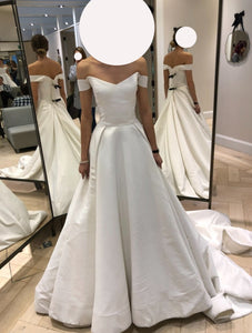Alyne 'Alyne Darling' wedding dress size-02 NEW