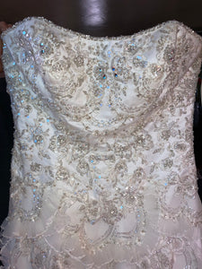 David's Bridal 'Luxe' wedding dress size-12 PREOWNED