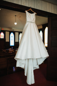 Essense of Australia 'D2485' wedding dress size-08 PREOWNED