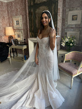 Load image into Gallery viewer, Private Collection &#39;Pallas Couture Bellamy Gown&#39; wedding dress size-04 PREOWNED
