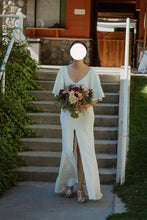 Load image into Gallery viewer, Sarah Seven &#39;Kennedy&#39; wedding dress size-04 PREOWNED
