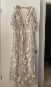 Dana Harel 'Lotus Gown' wedding dress size-18 PREOWNED