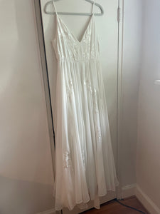 BHLDN '55467450' wedding dress size-10 PREOWNED