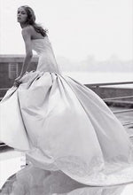 Load image into Gallery viewer, Kenneth Pool &#39;Silk Satin Minuet&#39; size 6 used wedding dress side view on model

