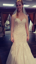 Load image into Gallery viewer, Essence of Australia &#39;Lace Trumpet&#39; size 10 used wedding dress front view on bride
