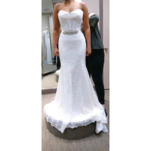 Load image into Gallery viewer, Mikaella &#39;CA05313&#39; wedding dress size-04 NEW
