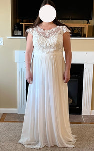 Azazie 'Brynslee' wedding dress size-16 NEW