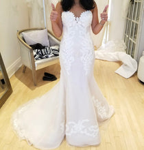 Load image into Gallery viewer, Ines Di Santo &#39;Elisavet&#39; wedding dress size-04 PREOWNED
