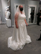Load image into Gallery viewer, White by Vera Wang &#39;Macrame Lace Wedding Dress&#39; wedding dress size-18 SAMPLE
