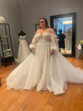 Load image into Gallery viewer, Martina Liana &#39;ML1497ZZ&#39; wedding dress size-20 NEW
