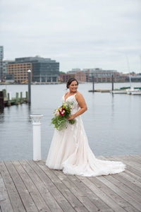 Essense of Australia 'D2363' wedding dress size-14 PREOWNED