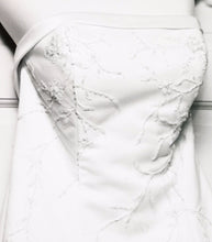 Load image into Gallery viewer, Monique Lhuillier &#39;Sophisticated&#39; size 6 used wedding dress front view on hanger
