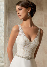 Load image into Gallery viewer, Mori Lee &#39;Chiffon&#39; size 2 used wedding dress front view close up on model
