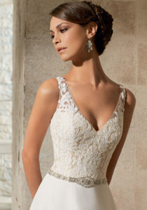 Mori Lee 'Chiffon' size 2 used wedding dress front view close up on model
