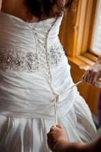 Load image into Gallery viewer, Sottero and Midgley &#39;Fantasia&#39; - Sottero and Midgley - Nearly Newlywed Bridal Boutique - 2
