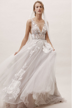 Load image into Gallery viewer, BHLDN &#39;Hearst&#39; size 6 used wedding dress front view on model
