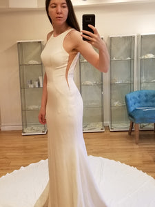 Martina Liana '932' size 8 new wedding dress side view on bride