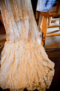 Raylia Designs 'N/A' wedding dress size-06 PREOWNED