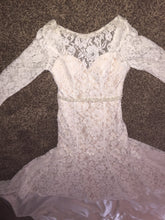 Load image into Gallery viewer, Moonlight &#39;H1282&#39; size 12 new wedding dress front view flat
