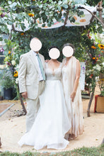 Load image into Gallery viewer, Hayley Paige &#39;Willow&#39; wedding dress size-06 PREOWNED
