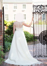 Load image into Gallery viewer, Augusta Jones &#39;Marilyn&#39; wedding dress size-04 PREOWNED
