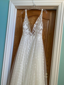 Gali Karten  'Janis ' wedding dress size-14 NEW