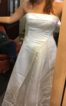 Load image into Gallery viewer, Maggie Sottero &#39;Haut Couture&#39; size 8 used wedding dress front view on bride
