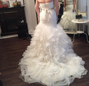 Pronovias 'Mildred' size 10 new wedding dress back view on bride
