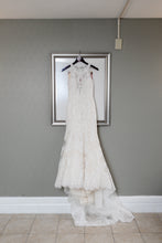 Load image into Gallery viewer, Allure Bridals &#39;9504&#39; size 4 used wedding dress front view on hanger
