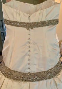 Kenneth Pool 'Degas' wedding dress size-06 PREOWNED