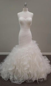 Pronovias 'Mildred' size 10 new wedding dress front view on mannequin