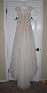 Watters 'Calanthe' size 0 new wedding dress back view on hanger