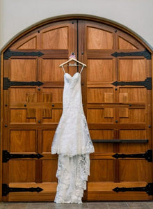 Essense of Australia 'D2109' wedding dress size-00 PREOWNED