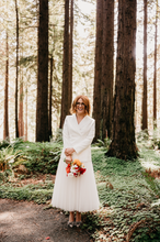 Load image into Gallery viewer, BHLDN &#39;The Tailory New York x BHLDN Westlake Suit Jacket &amp; Nouvelle Amsale Nandita Skirt&#39; wedding dress size-04 PREOWNED
