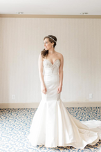 Load image into Gallery viewer, Dennis Basso &#39;Ivory Satin Silk&#39; size 0 used wedding dress front view on model
