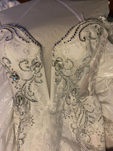 Load image into Gallery viewer, Pnina Tornai &#39;14776&#39; wedding dress size-06 NEW
